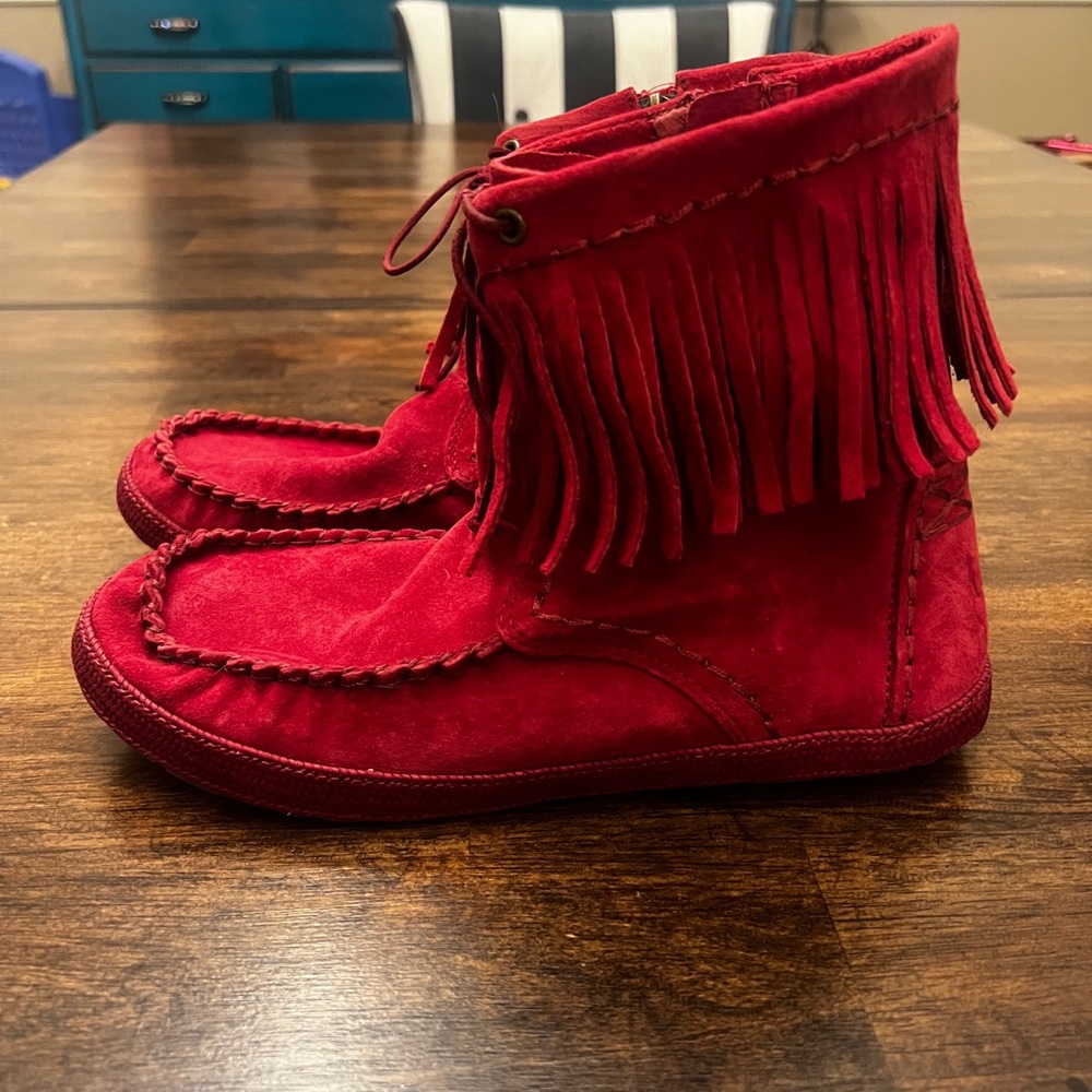 UGG Women's Red Fringe Ankle Boots